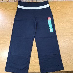 Danskin Now Capri Pants Size XS 0-2